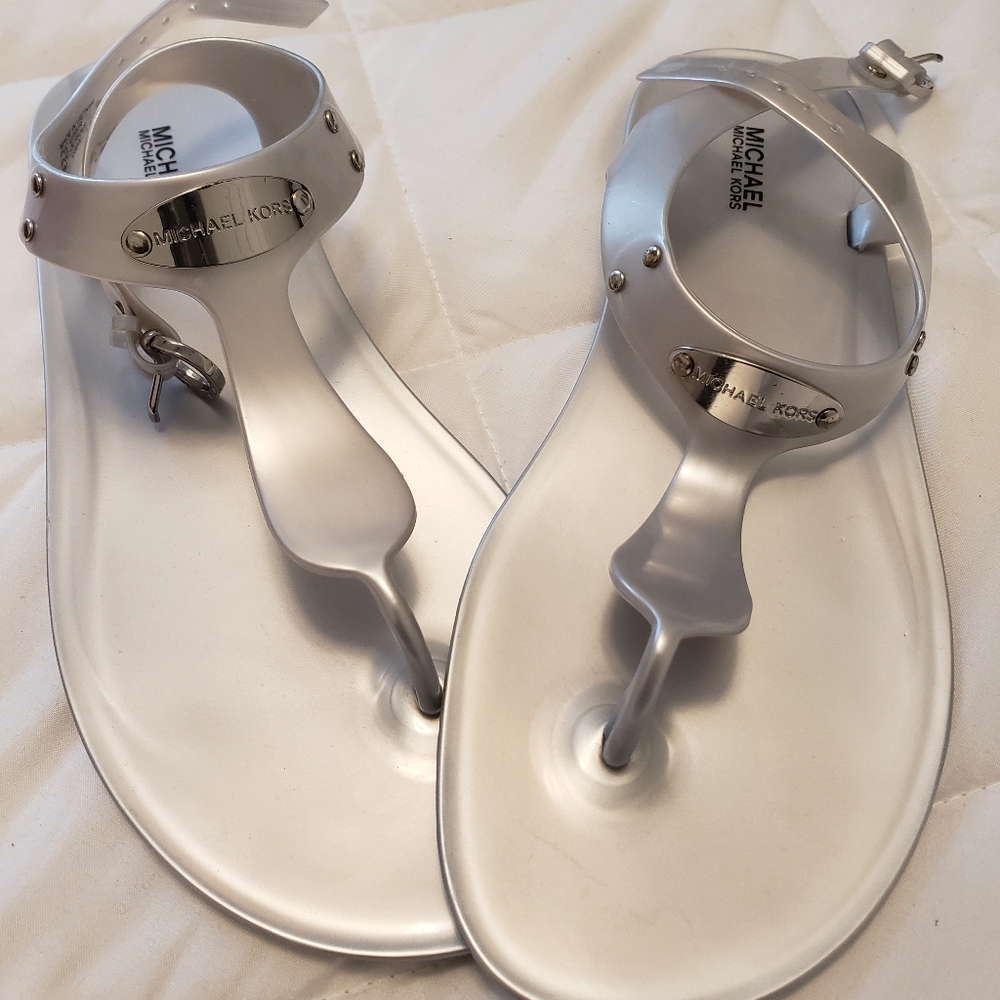 Michael Kors MK Plate Jelly Sandals